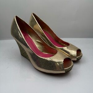 NEW Lilly Pulitzer Women’s Leather Open Peep-Toe Wedge Heel Sandal Gold Size 8M